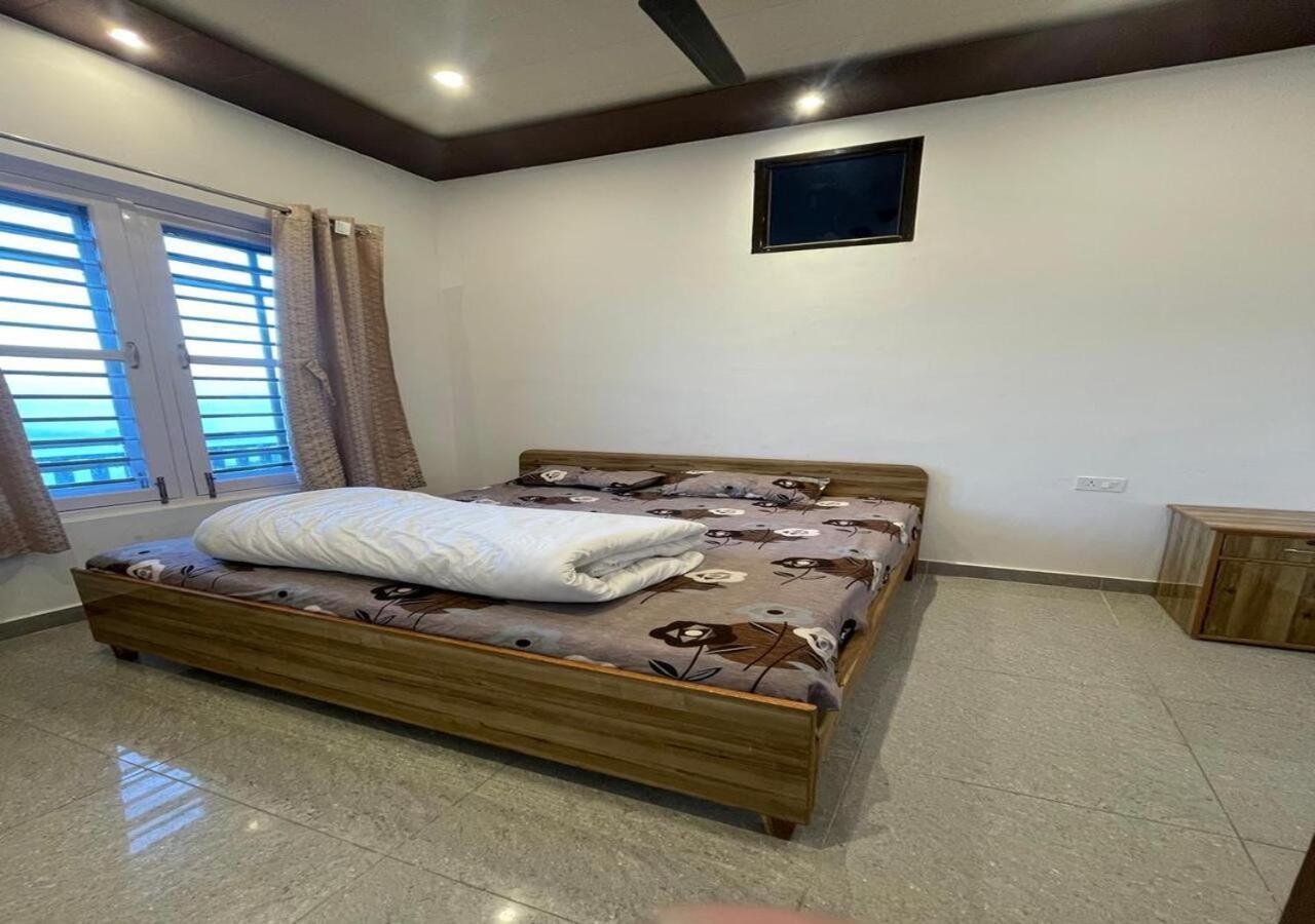 Hotel Maa Bhagwati Almora Ngoại thất bức ảnh